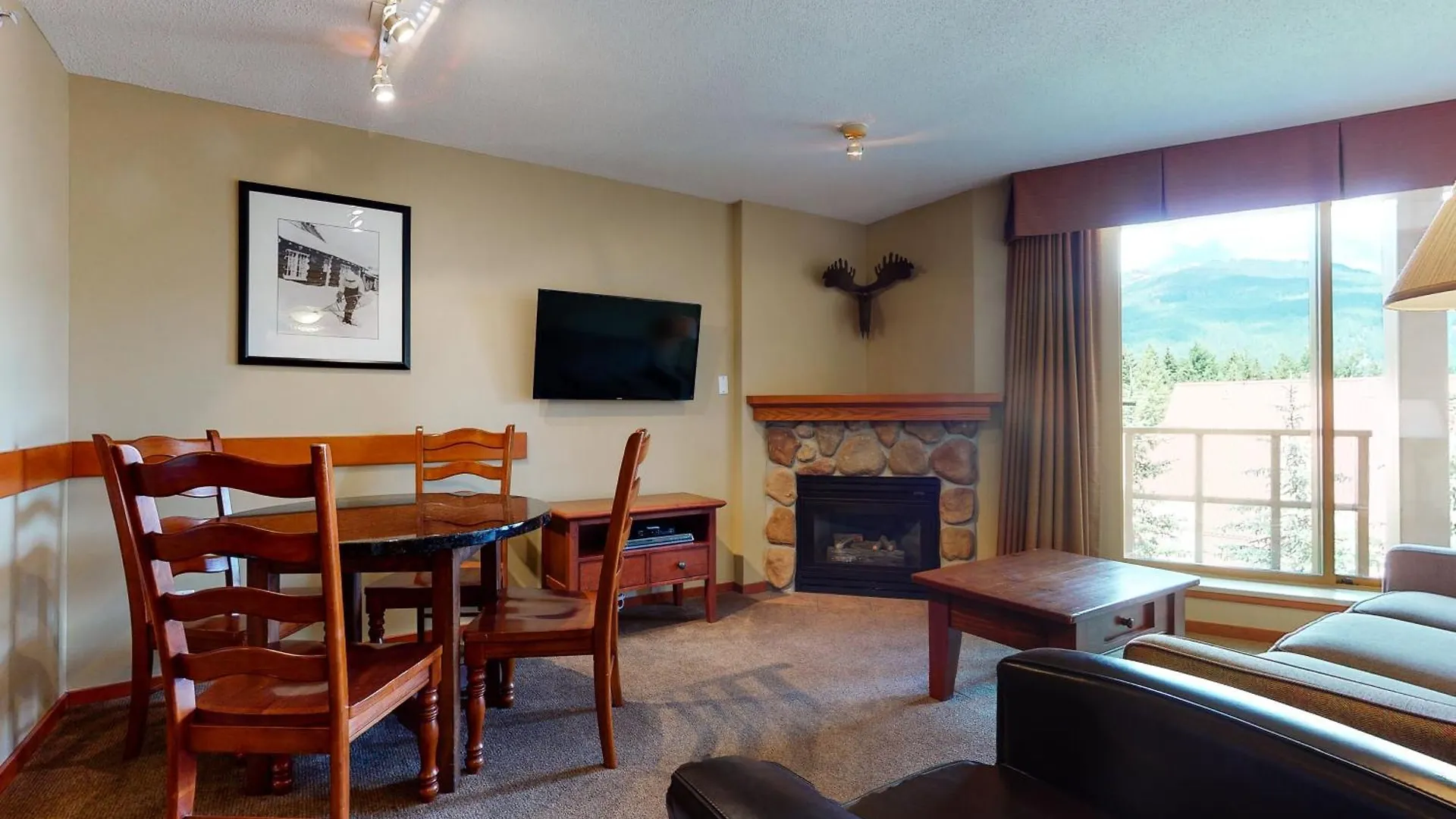Cascade Lodge Whistler Apartment
