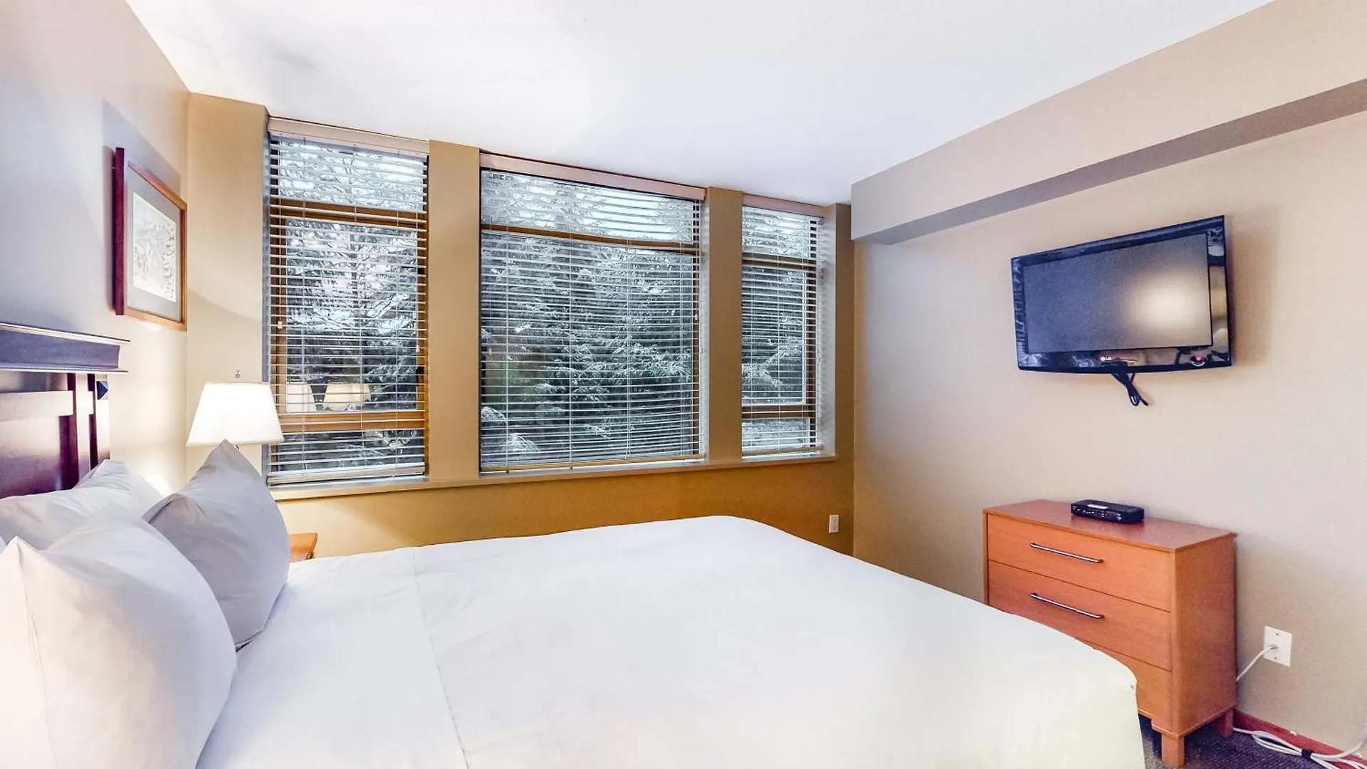 Cascade Lodge Whistler Canada