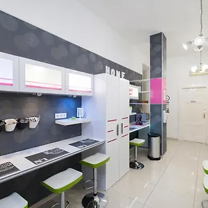  Apartamento 4u Hungria