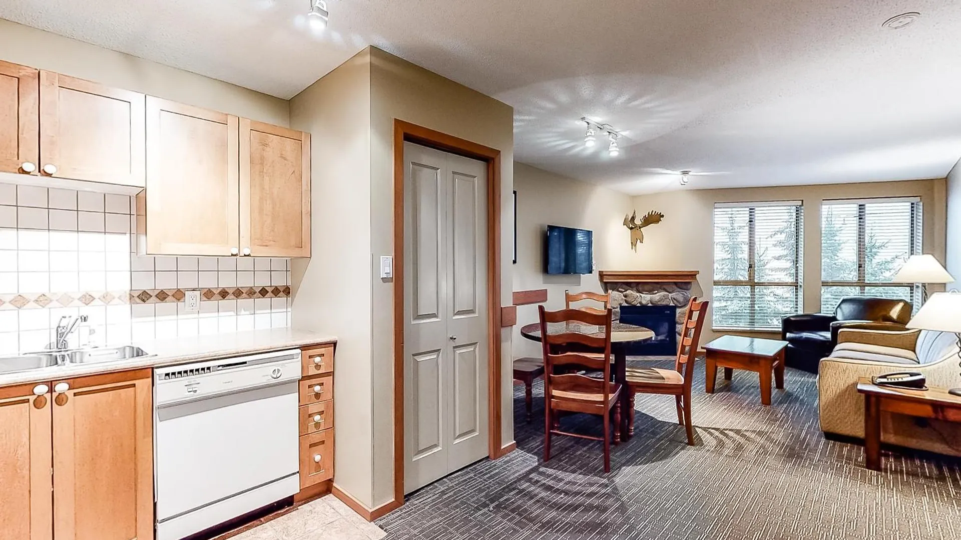 Apartment Cascade Lodge Whistler Canada