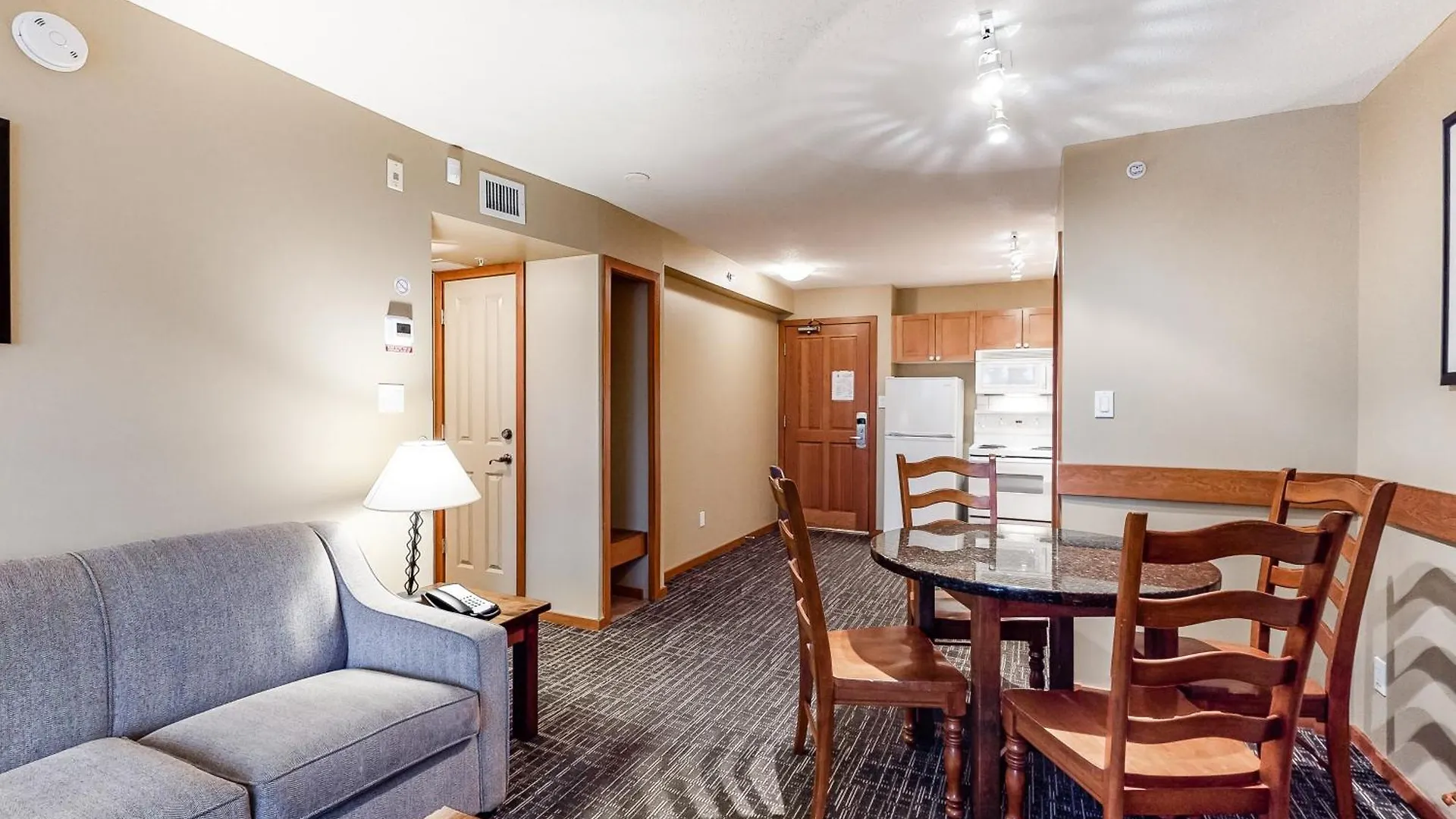 Cascade Lodge Whistler