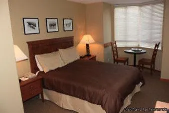 Cascade Lodge Whistler Apartment