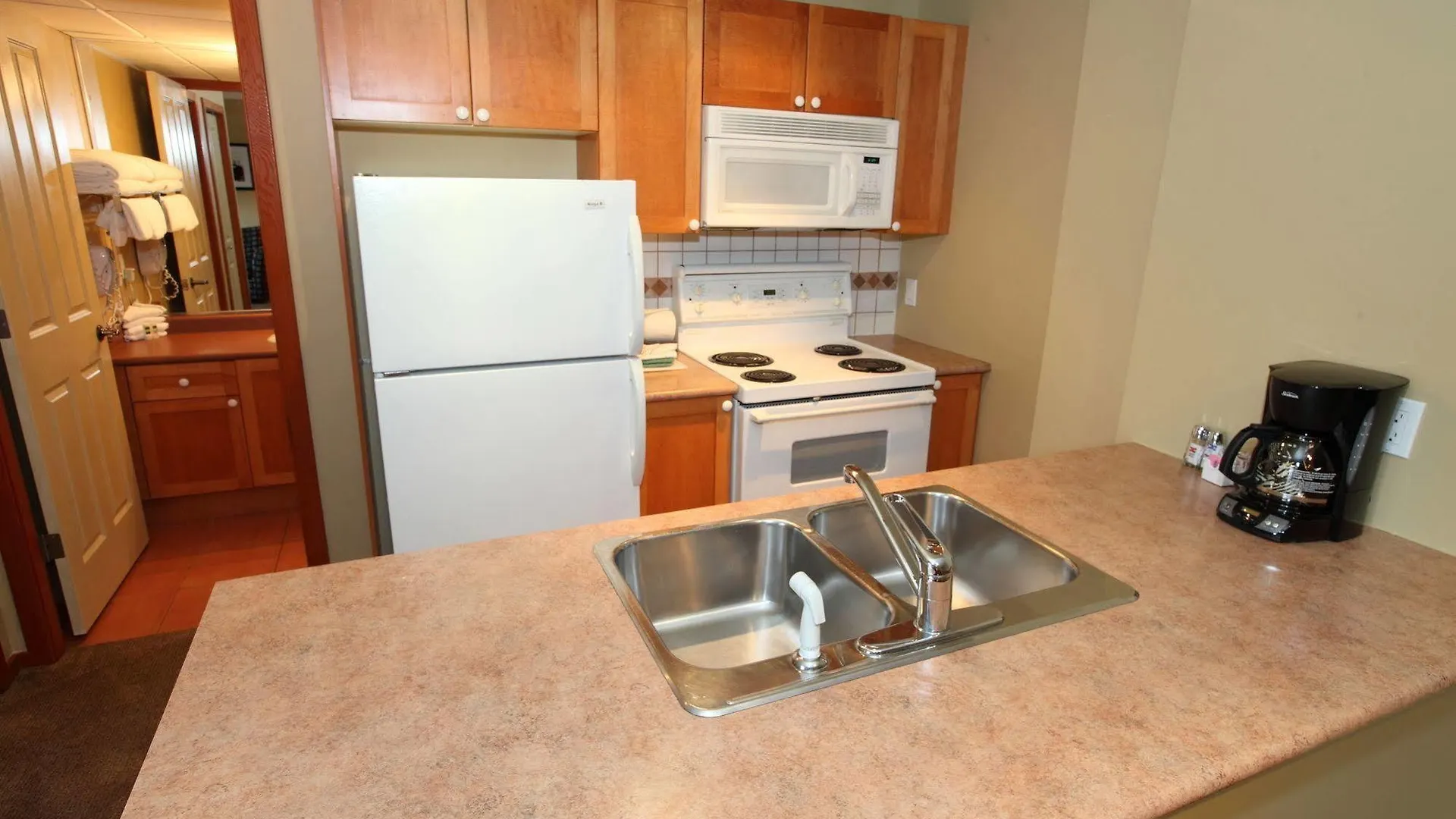 Cascade Lodge Whistler Apartment